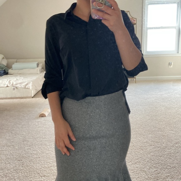 Athleta button up shirt. Fits s - Picture 9 of 12